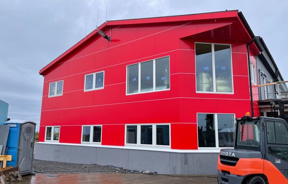 Rødt industribygg